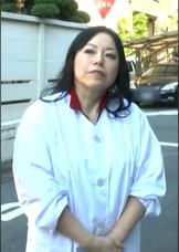 商店街の男達をいじめる傲慢なそば屋のおばさんを成敗!