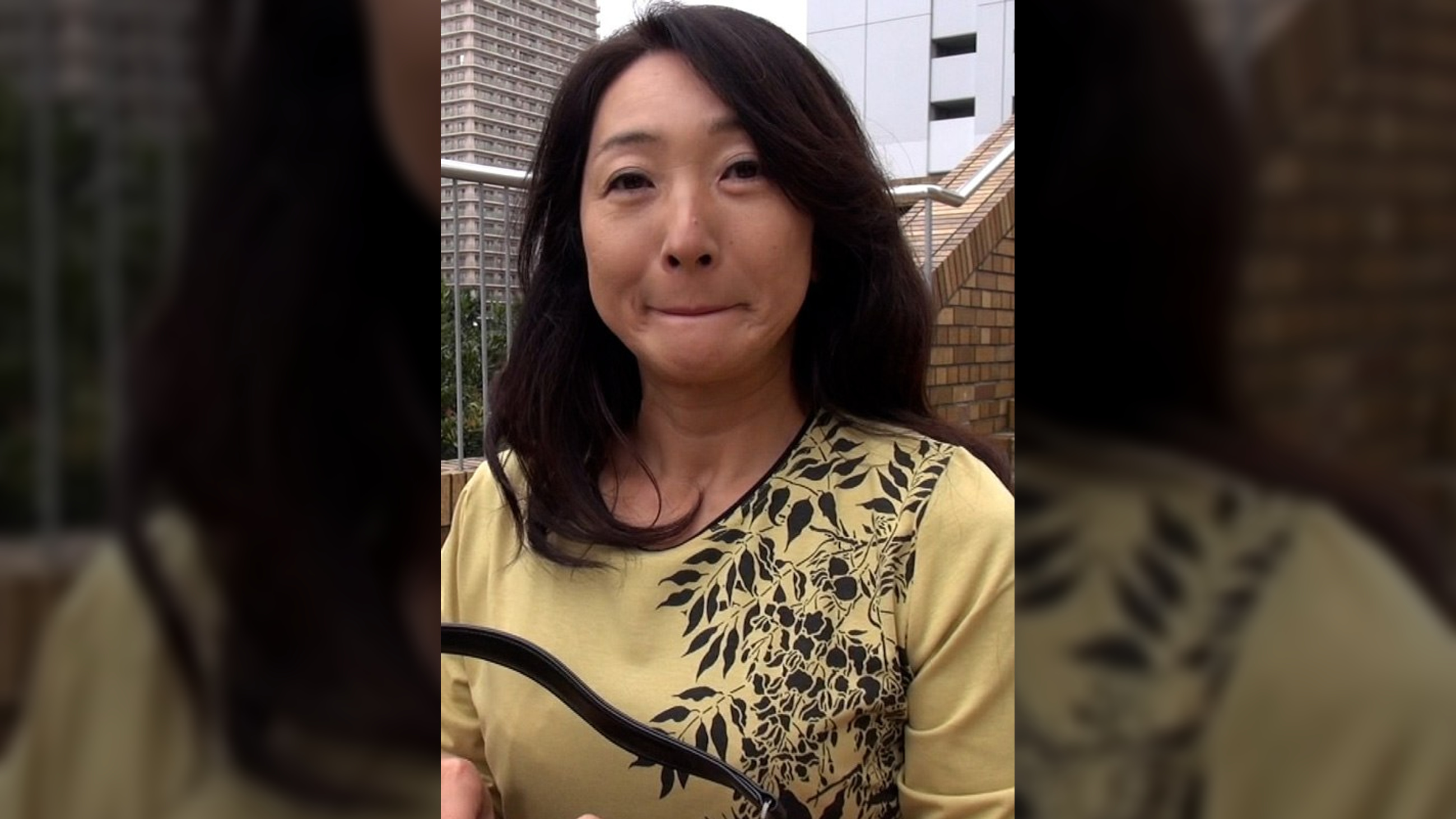 旦那以外の他の男性としてみたいと性欲旺盛な清楚系熟女奥様がAV出演!控えめ熟女の人生初浮気SEX