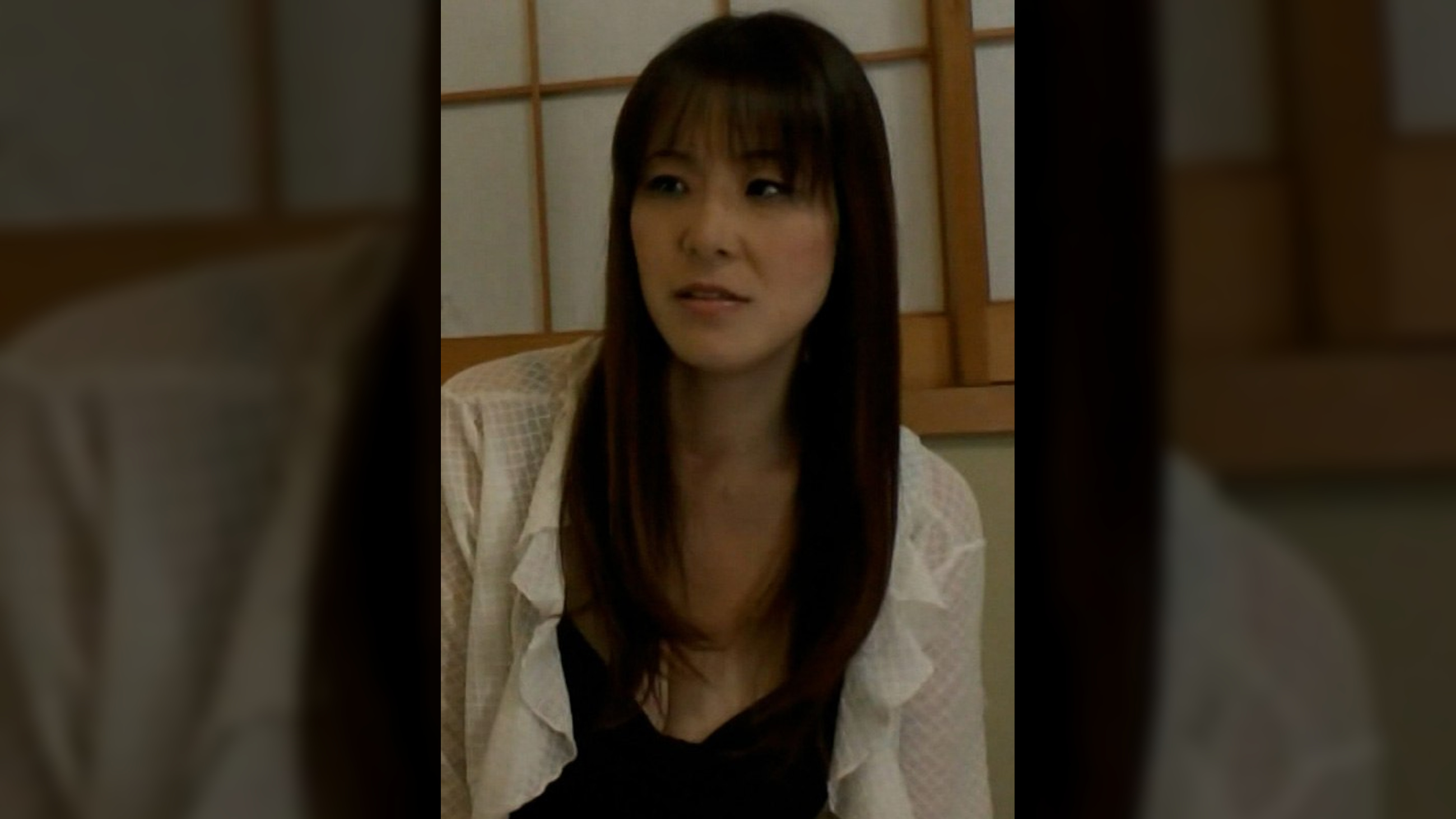 義父に弱みを握られいいなりSEX！息●の嫁を弄ぶ変態義父に中出し！