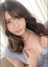 【久しぶりのチ◯ポにニッコリ】2年間彼氏なし、仕事もリモートで家にこもりきりで出会いもないお姉さんが刺激を求めてAV出演。いくら刺激が欲しいとは言えプロが放つ怒涛のピストンラッシュに耐えられるのかと心配になるが……！？応募素人、初AV撮影304