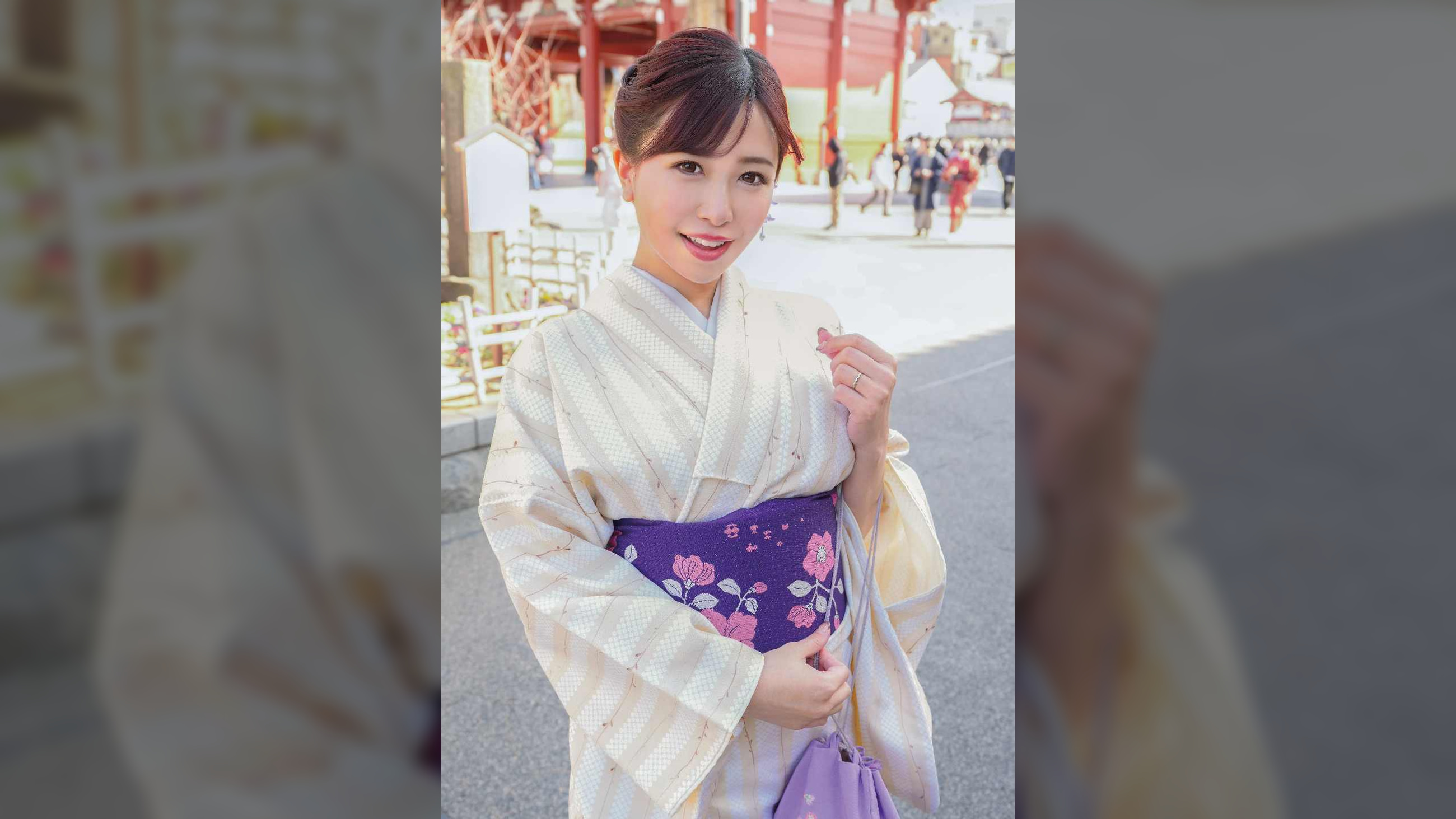 笑顔が素敵な不倫妻と着物ファック
