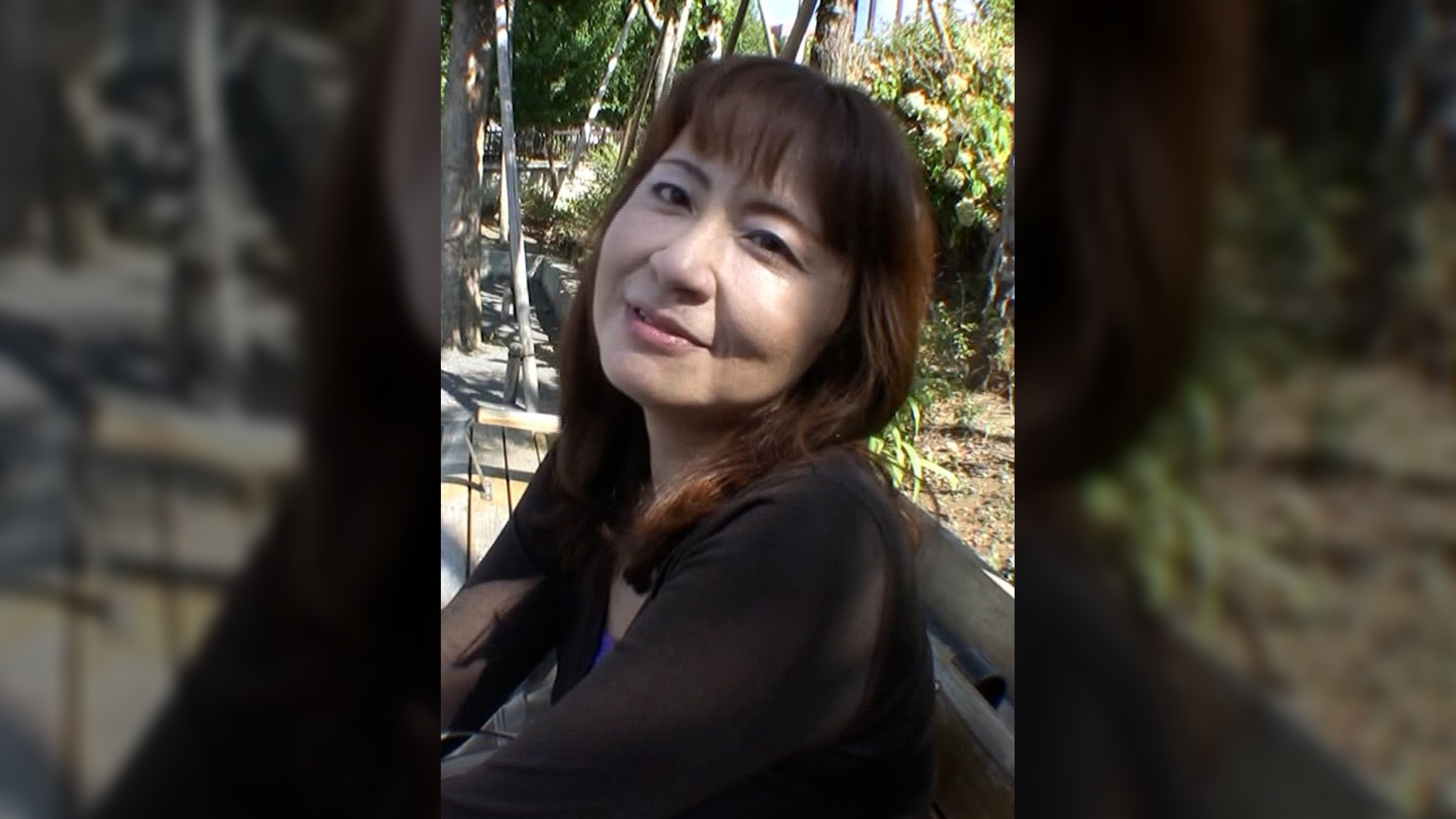 出会い系サイトで男漁りする実は淫乱性癖の五十路熟女が初AV撮りで情熱溢れる激情交尾!