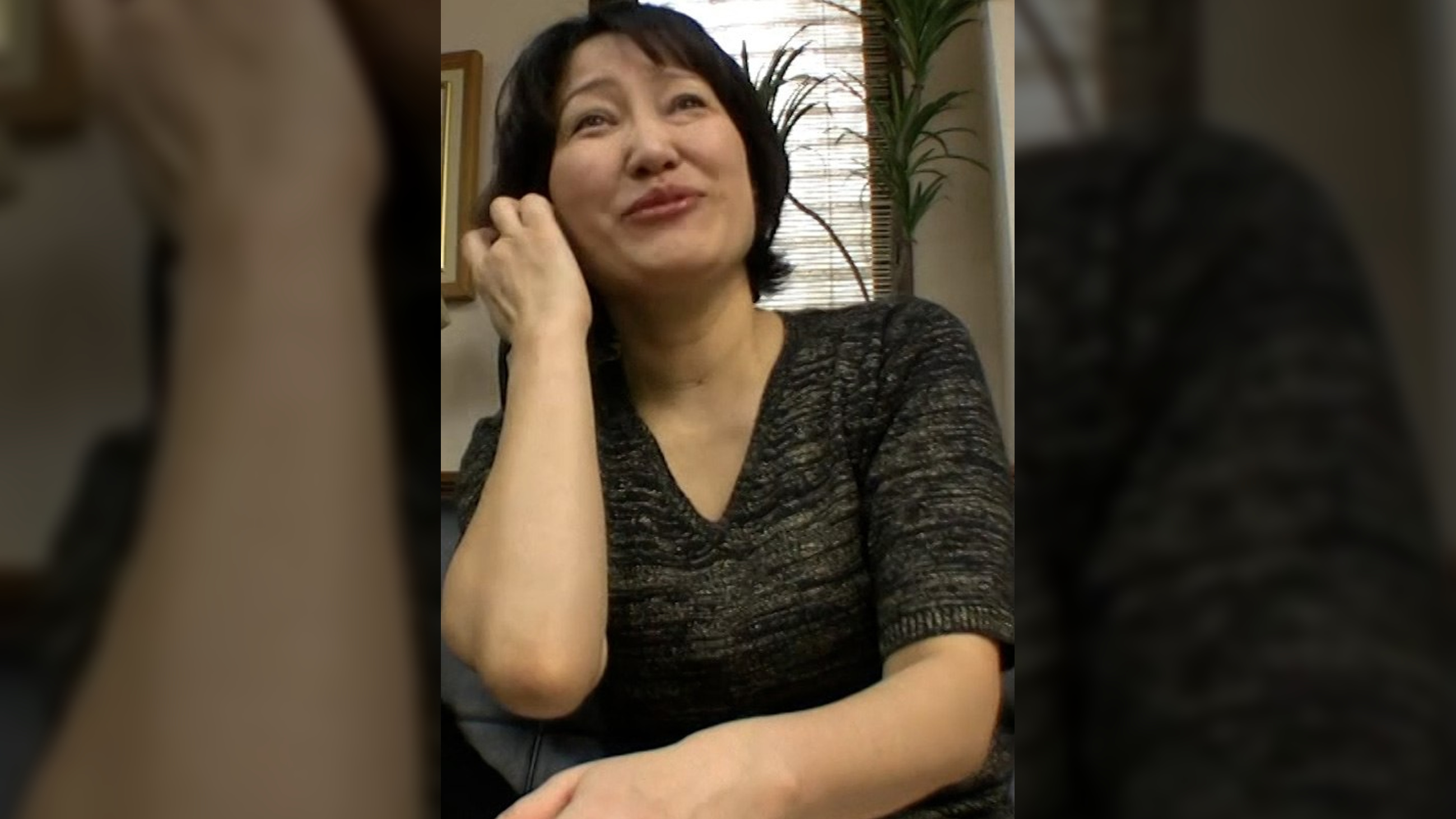 熟年離婚準備中の熟女さんのAV面接!カメラテストのオナニーで我慢出来ずに中出しSEX!