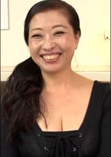 忙しい旦那とは数十年ご無沙汰の巨乳熟女!快感絶頂中出しSEX!