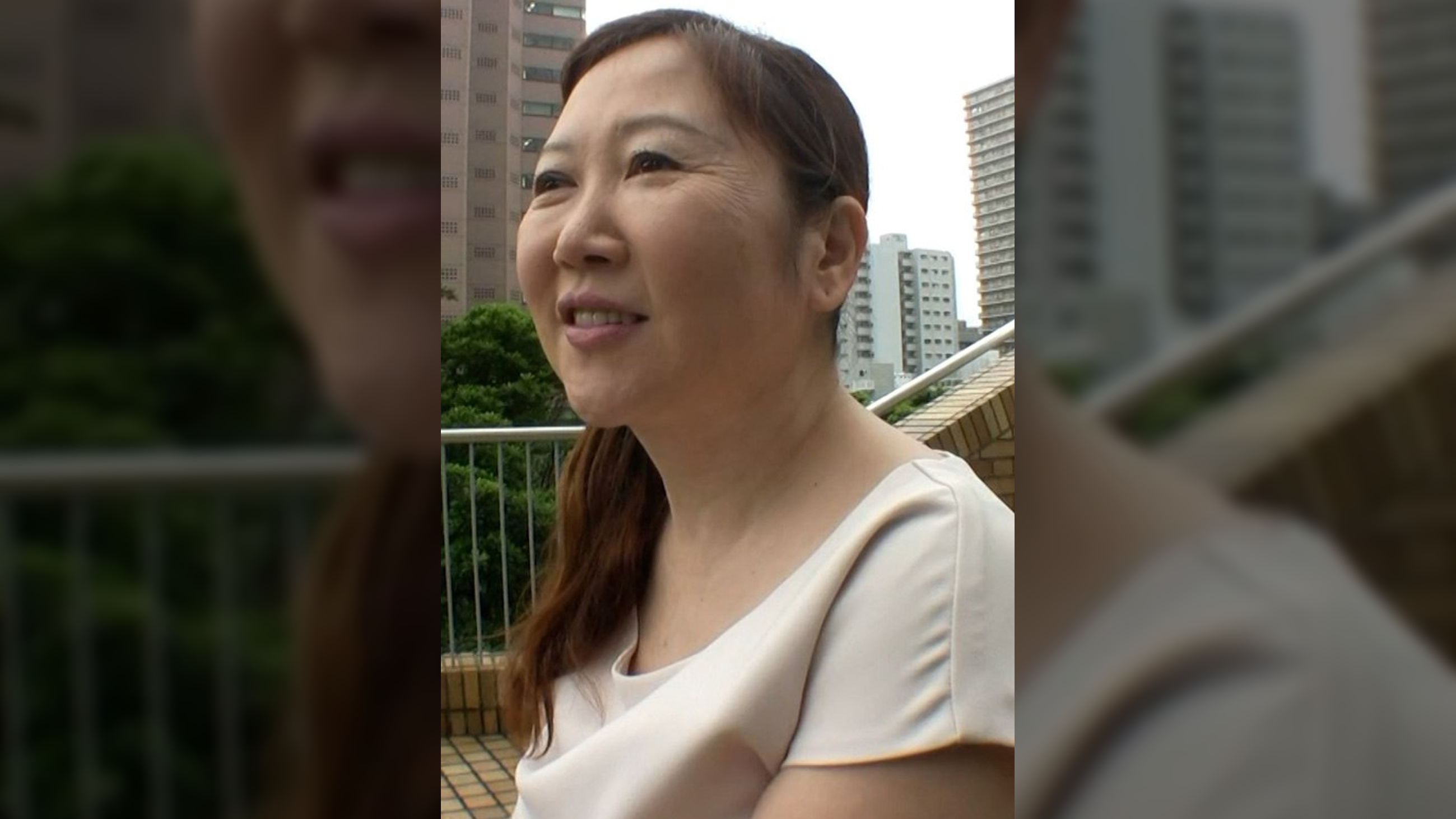 いい歳して性欲に目覚めた熟女がSEXしたくてAV出演！遅咲き熟女の本能丸出し快楽SEX！