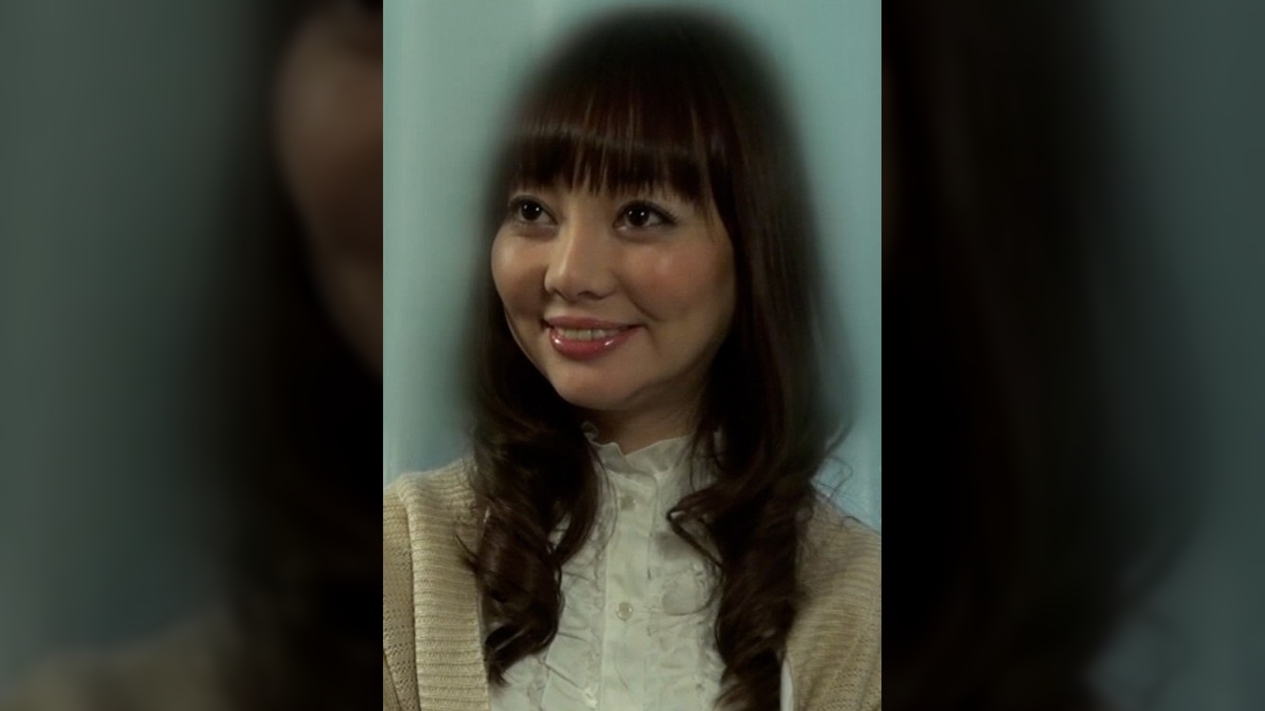街で見かけた母娘に声を掛け番組撮影と宿泊付きロケにご協力頂き、その夜お母さんを娘の横で頂いちゃいました。