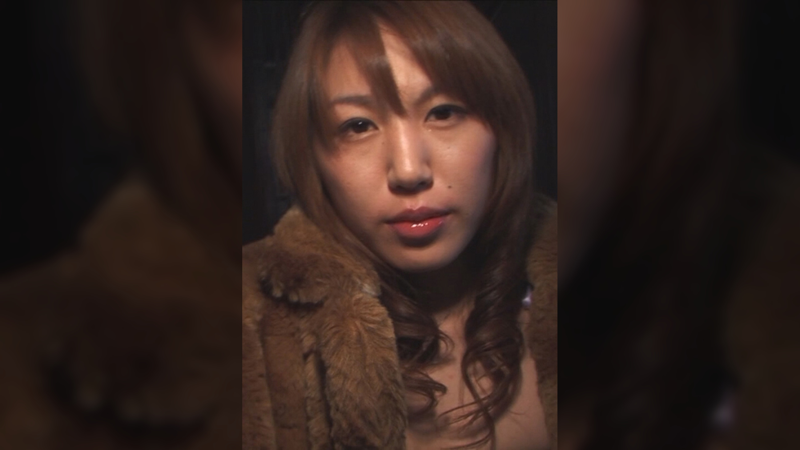 お目目クリクリ天然美人の素人娘をローター、バイブでお出迎え！アソコはぐちゅぐちゅイカせたら肉棒２つと濃厚セックス！