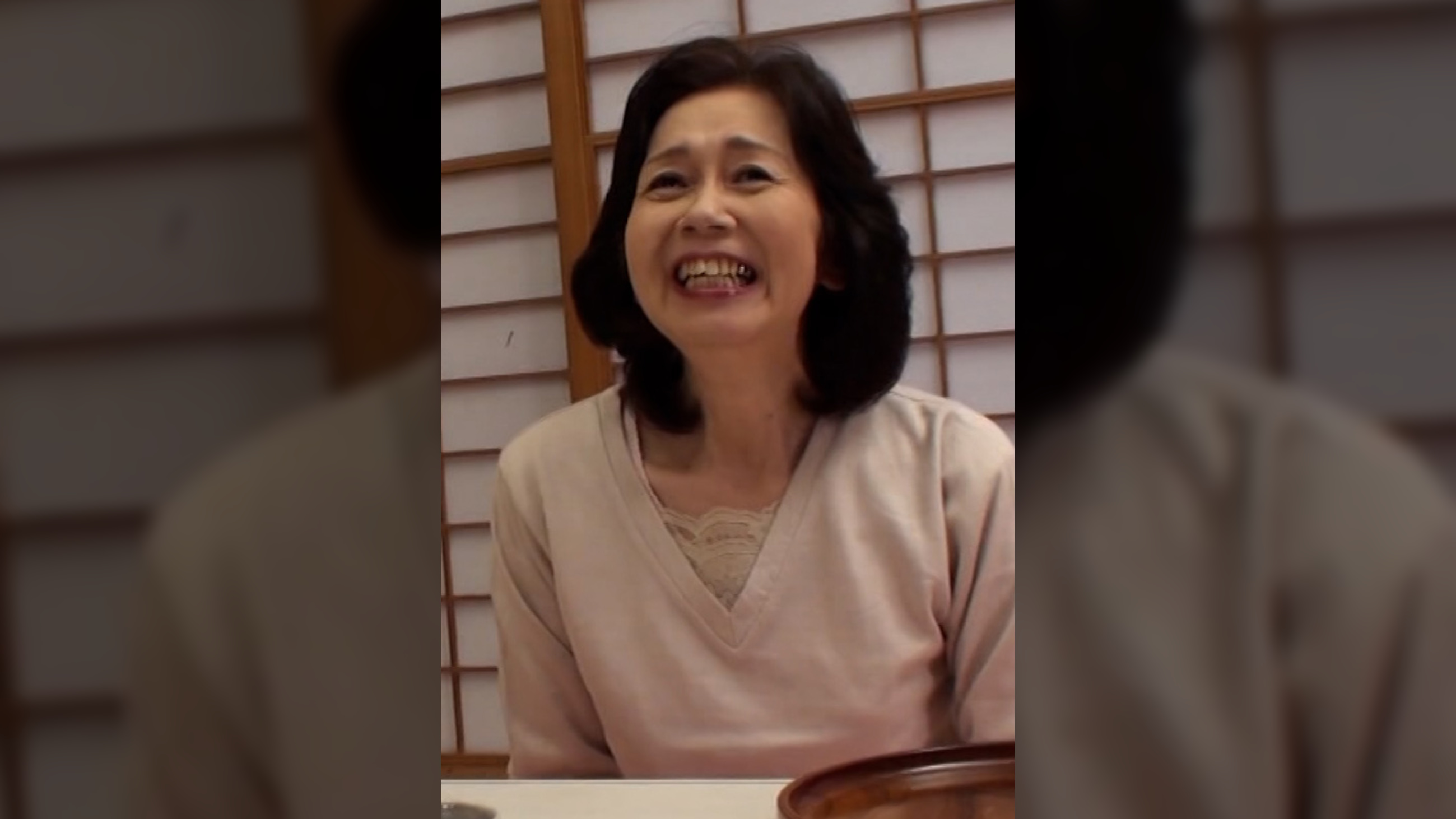 田舎のもうすぐ六十路のおばちゃん熟女がAV出演⁉若い男優の肉棒にかき回される使い古された股間に激ピスSEX！