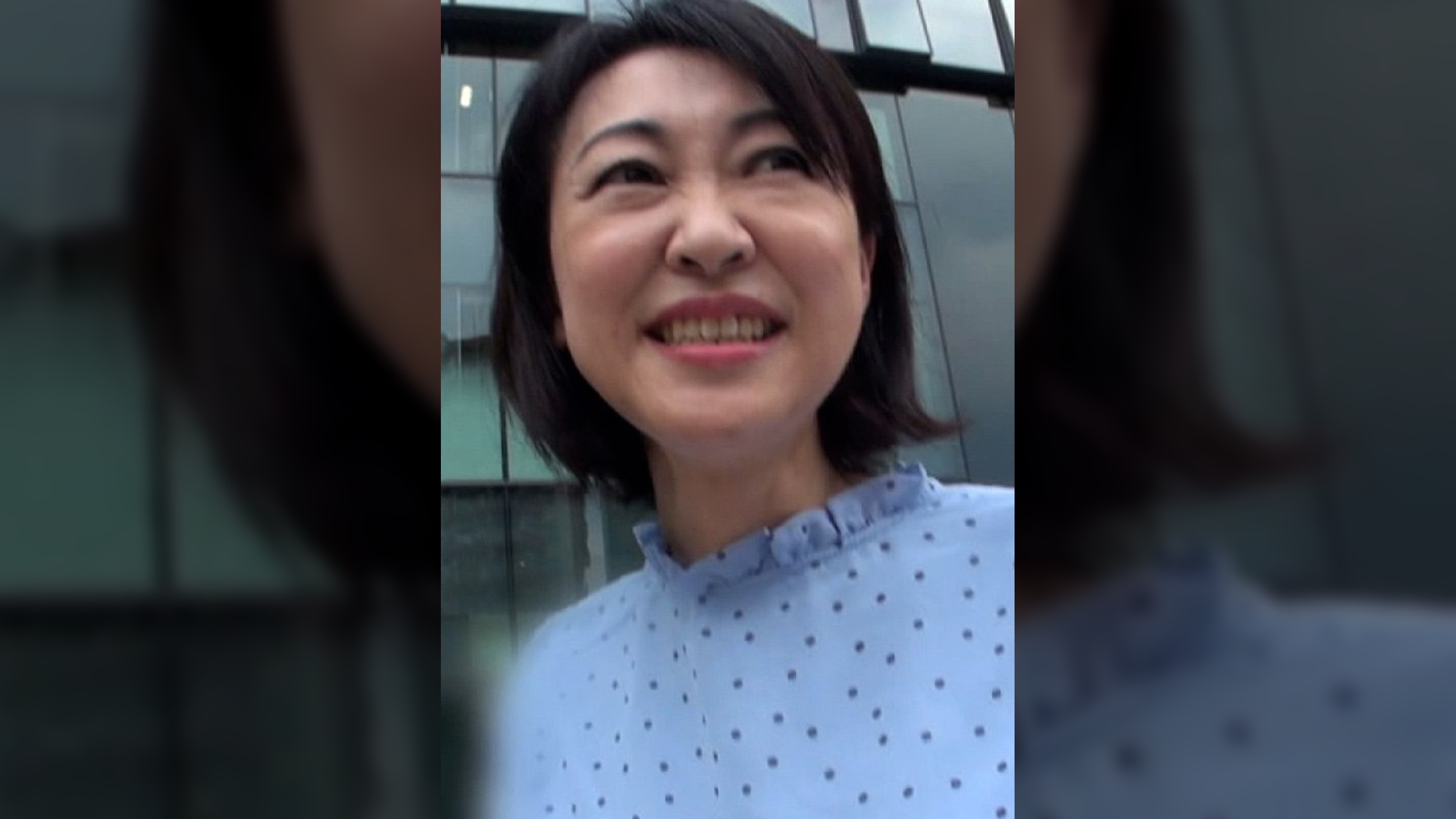 良妻賢母な雰囲気の上品な美熟女がまさかのAV出演!久々のSEXにオンナの悦びを求めて痴態を晒してイキまくる!