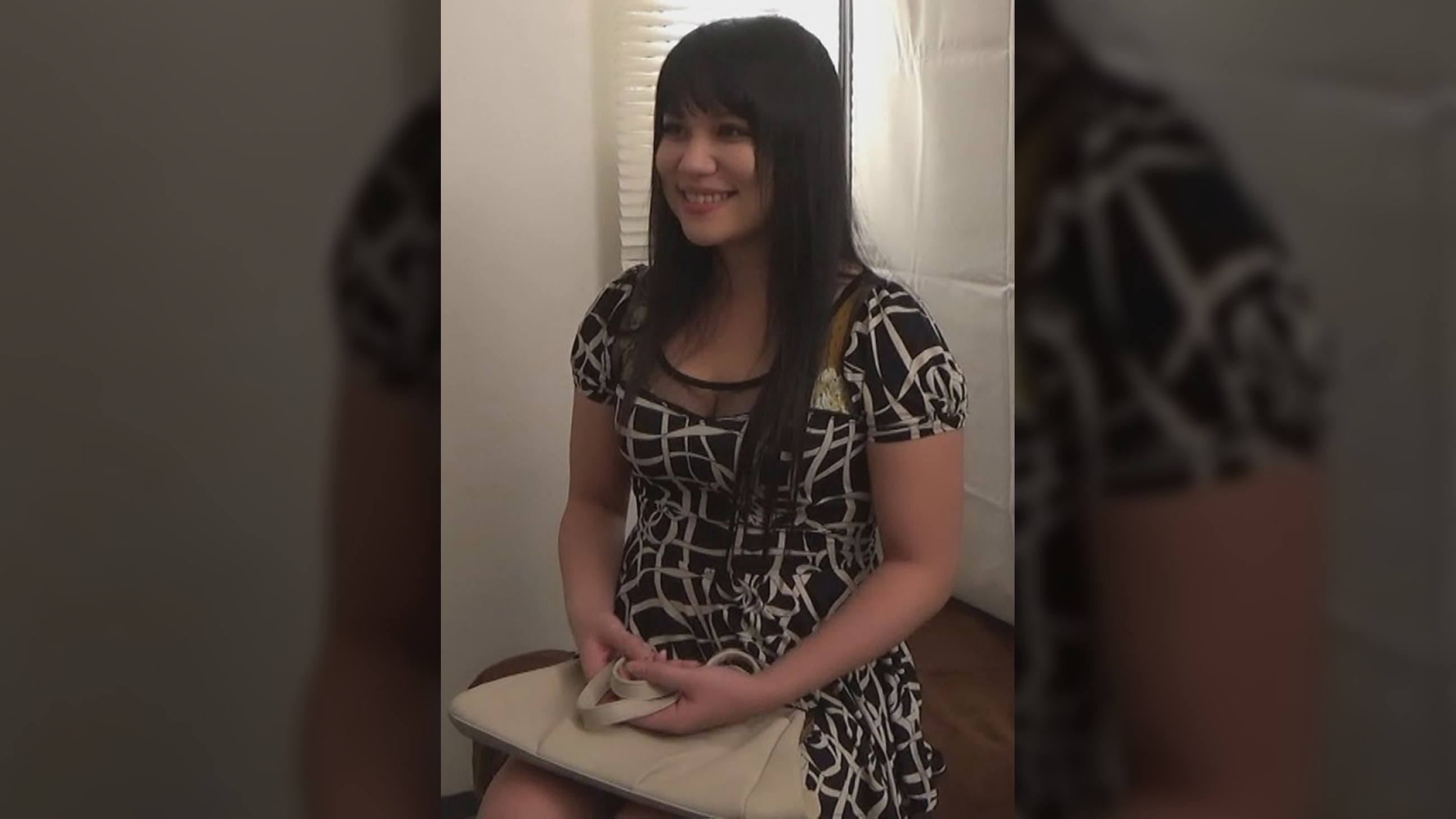 ド爆乳のかわいらしい奥様。触ってくださいと言わんばかりのシースルーを着て、これって誘惑では？