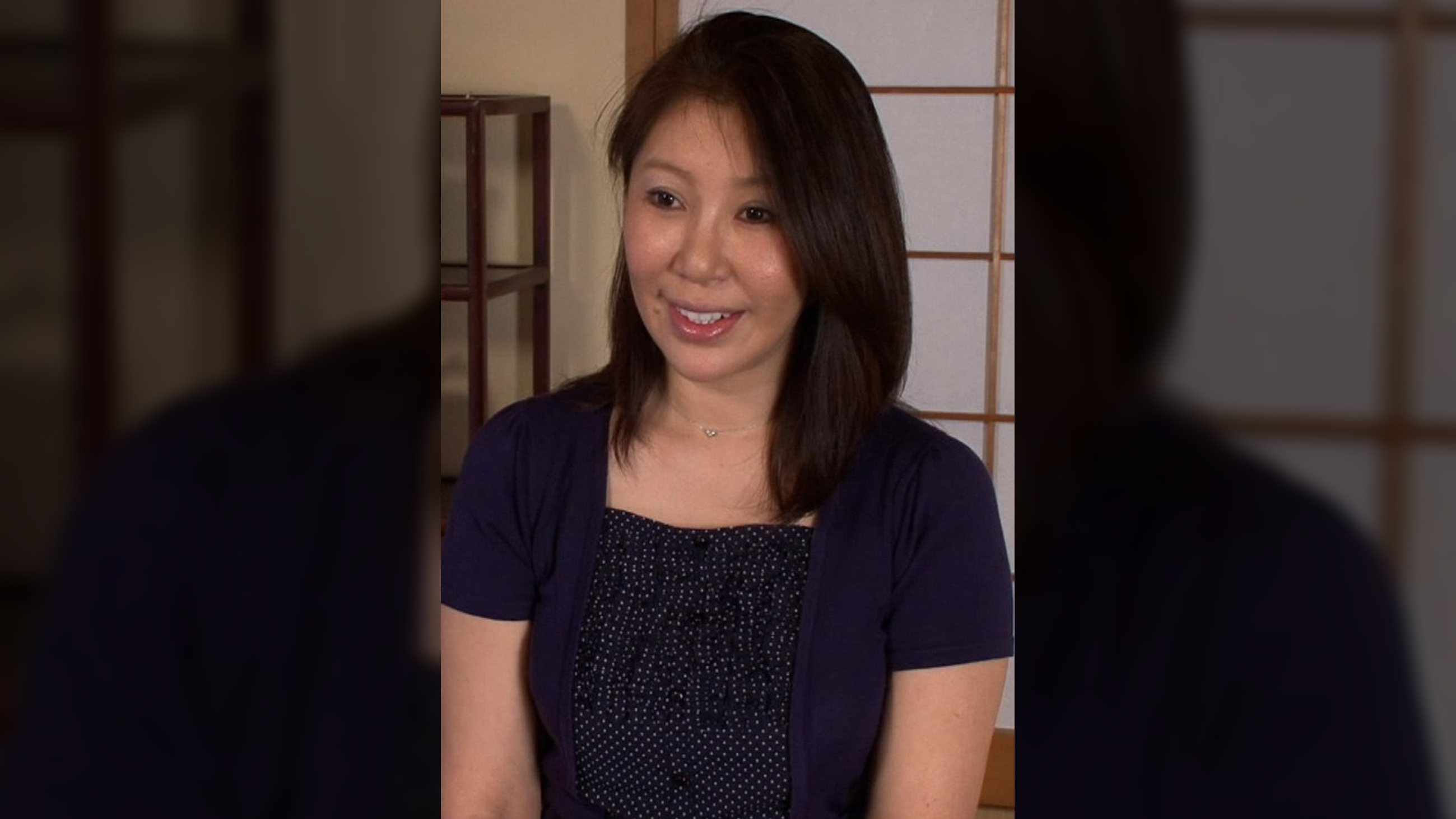 清楚で大人しい雰囲気のGカップバツイチ美熟女がカメラの前で淫乱開花の濡れすぎイキ過ぎ濃厚SEX