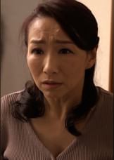 娘夫婦のSEXを覗き自らを慰めている美しき義母の姿を見てしまったら…熟女の色香に惑わされ肉棒を振りかざす娘婿と禁断の情事!