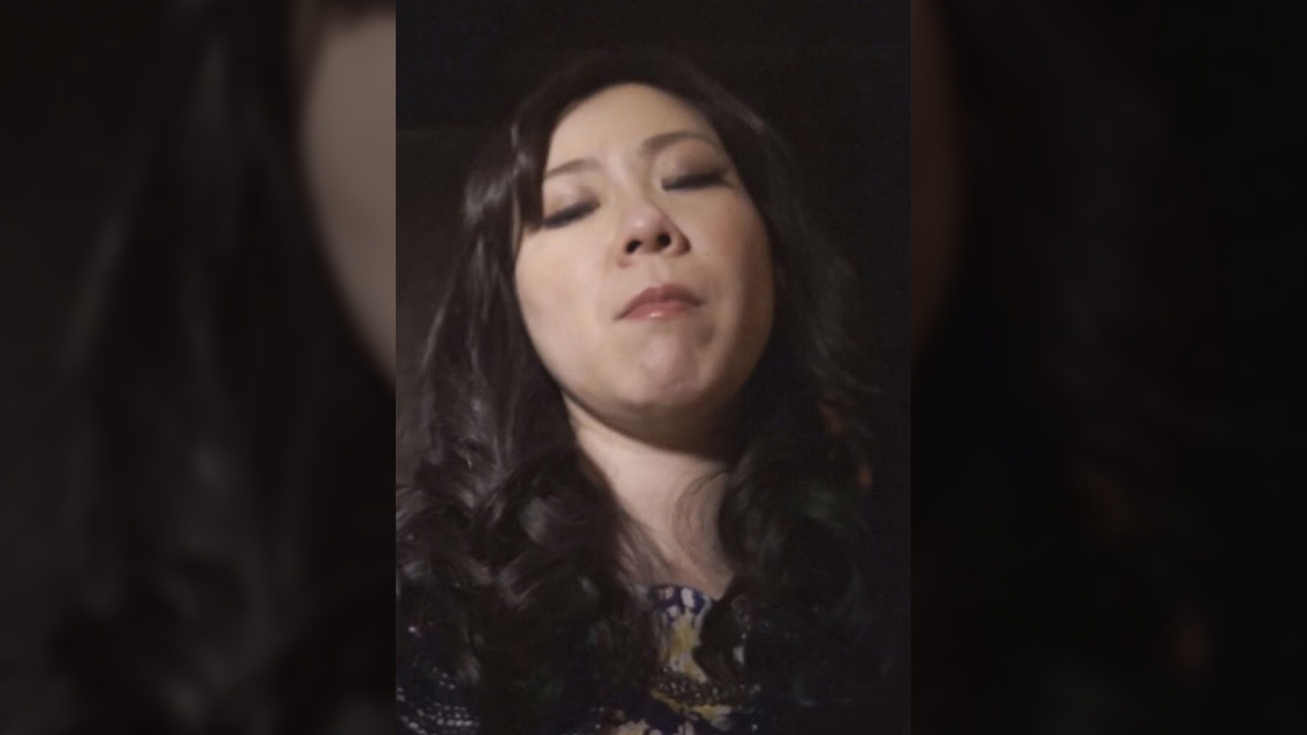 男優志望の若者をカメラテストと称して熟女が満喫「まだ生理あるのよ~」