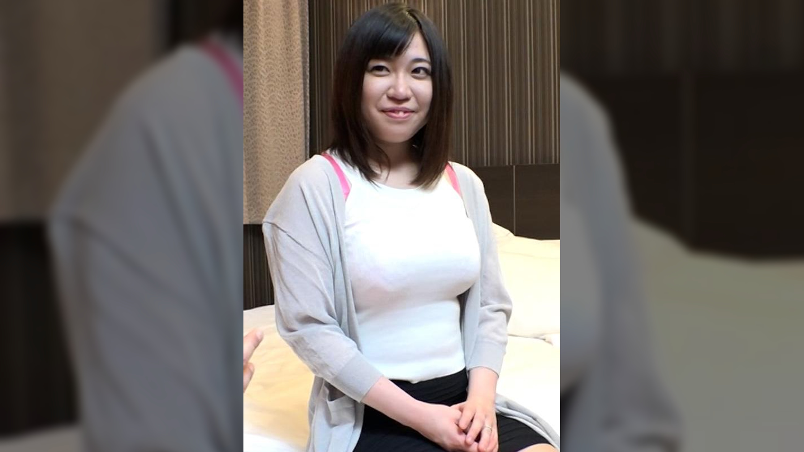 不倫相手とはカラダだけの関係でOK！巨乳ビッチのエッチ好き奥様の清楚系エロギャップ萌えの背徳淫乱性交！