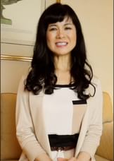 夫婦関係は良好、でもそこは熟年夫婦、やっぱりセックスレス！旦那には出来ないSっ気たっぷりの痴女SEXにハマる五十路熟女の初AV。