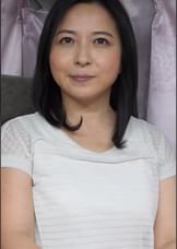 結婚22年46歳セレブ系大人しい雰囲気の美魔女奥様に下着チェックでまさかのTバック！男を惑わす淫靡な熟女と本能丸出し肉欲SEX！