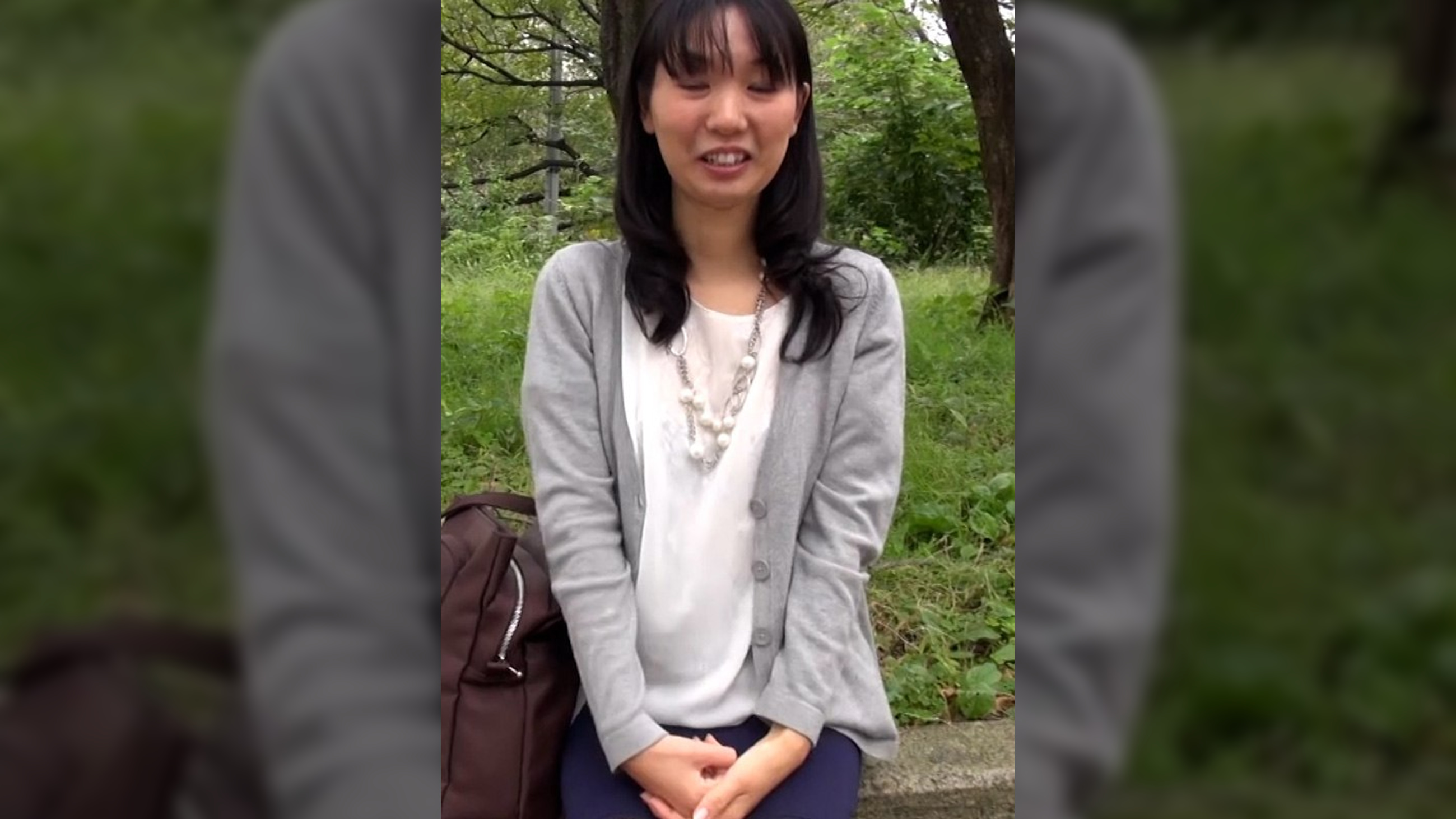 控え目照れ屋な軟体熟女の全裸Y字開脚！初めてのAV撮影で孕ませSEX！