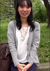 控え目照れ屋な軟体熟女の全裸Y字開脚！初めてのAV撮影で孕ませSEX！