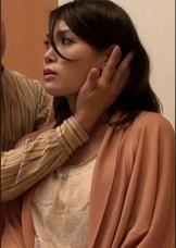 こんな奥さんをほっとく旦那が悪い!欲求不満を募らせた美人奥さんが魅せる女の貞操観念を捨ててガン突きされ我を忘れてイキまくり!