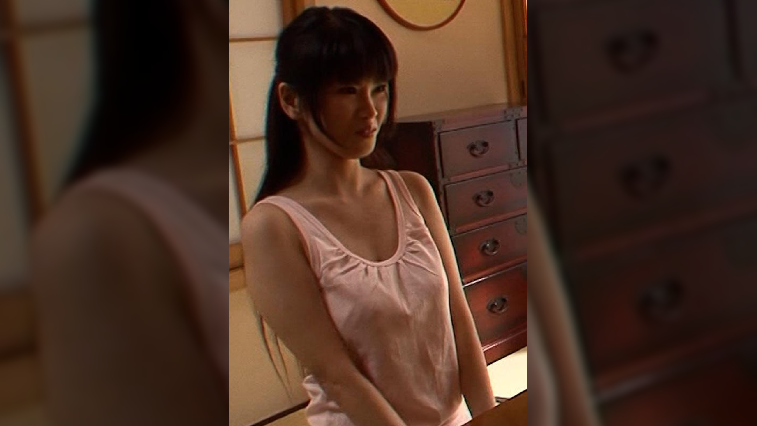 罪悪感を感じつつ誘った男に…あざと巨乳奥さまの昼下がりの情事!