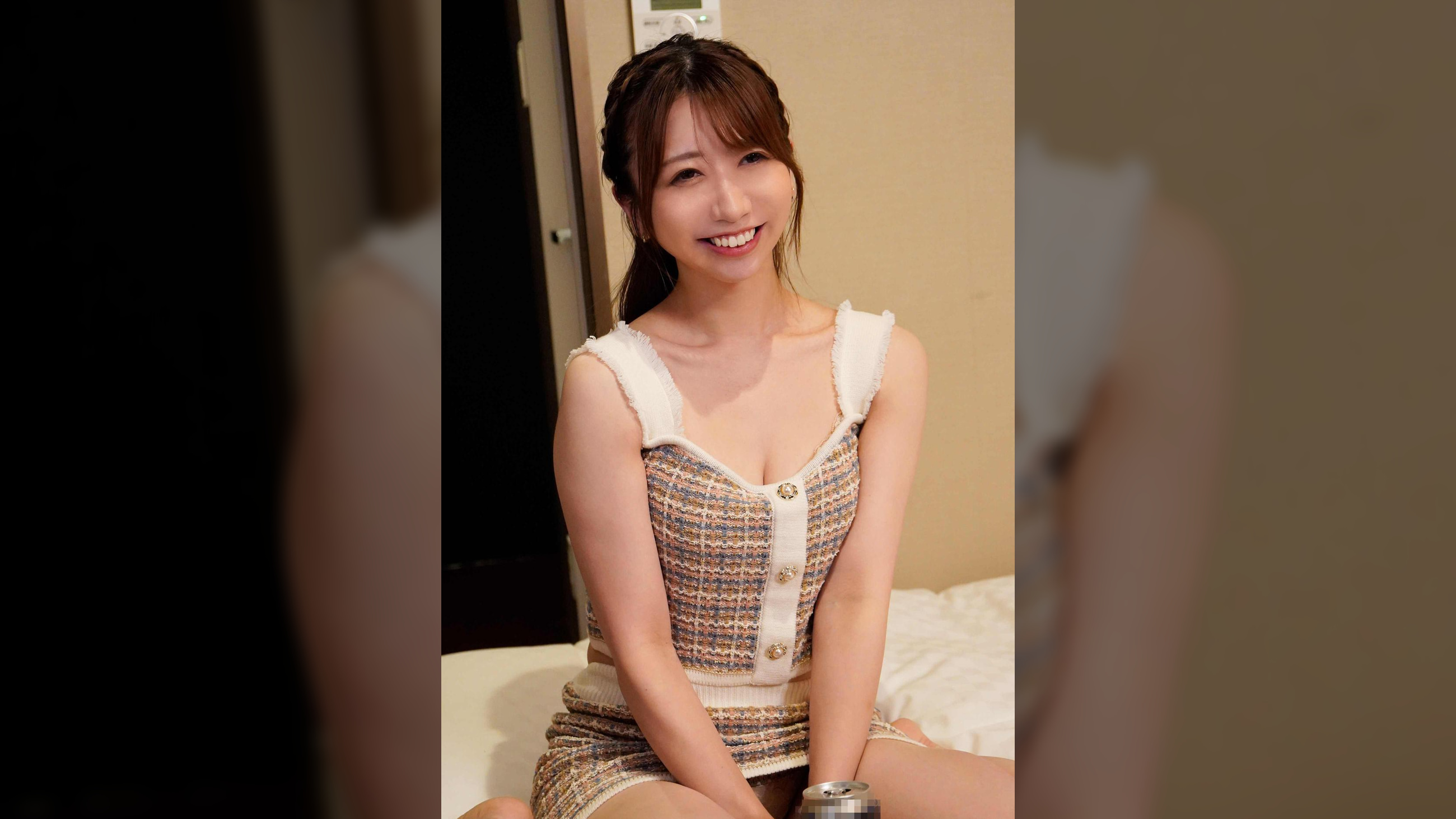 ＜六本木高級キャバ嬢もお店を出たらただの女＞イキまくる超敏感体質の癒し系美女とアフター中出しSEX！　まなみさん