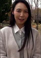 良き妻、良き母を努めて来た上品な雰囲気の五十路熟女さんが人生初の浮気SEX！他人棒での激ピスにイキまくる初撮りSEX！