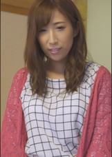 声を出したらいけないのに!イビキをかいている夫の横で義理のムスコに何度もイかされる新妻