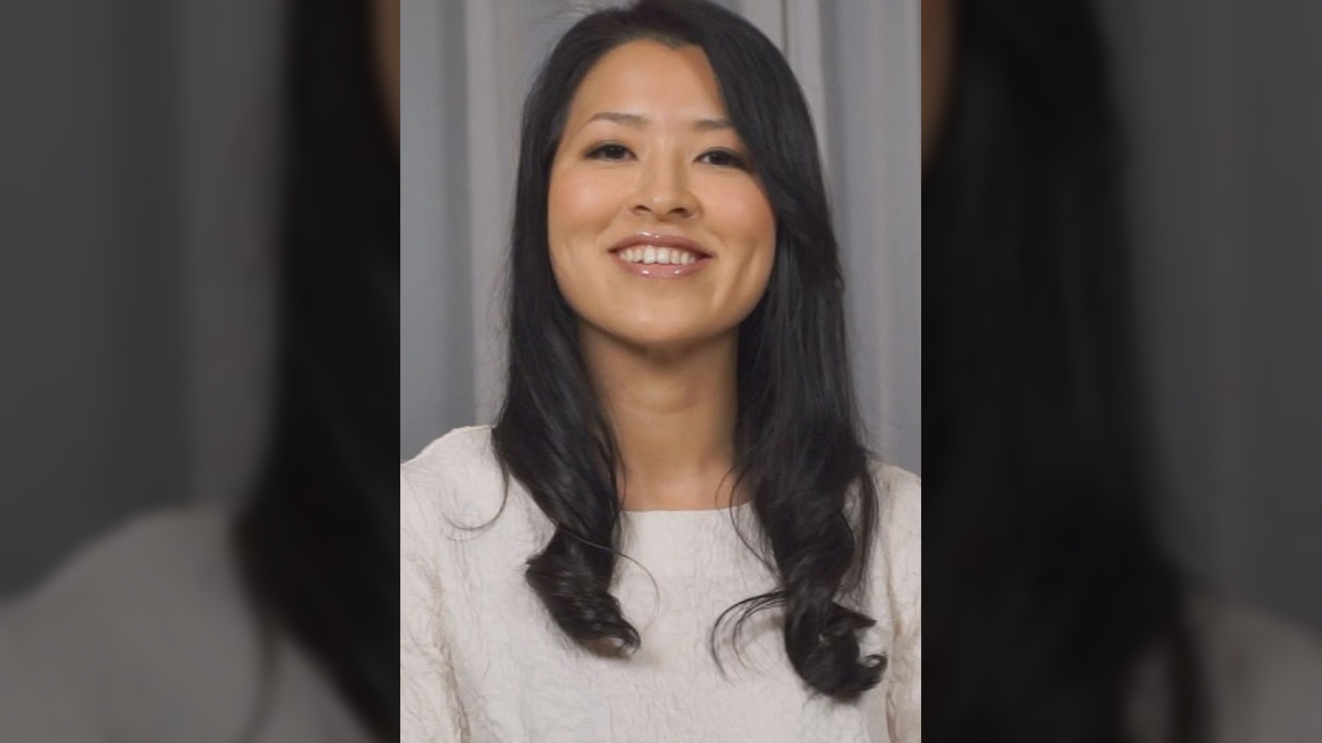 人妻４２歳 欲求不満全開！縦横無尽に揺れるスライム乳を持つ女。