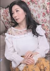 51歳Gカップ美熟女の乳首は超敏感！ちょっと触るとアソコも大洪水！