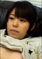 路地裏で見つけたあどけなさの残る黒髪娘を寒さしのぎにナンパ！おぼこい娘さんがエロビデオ撮影で中出しされた件。