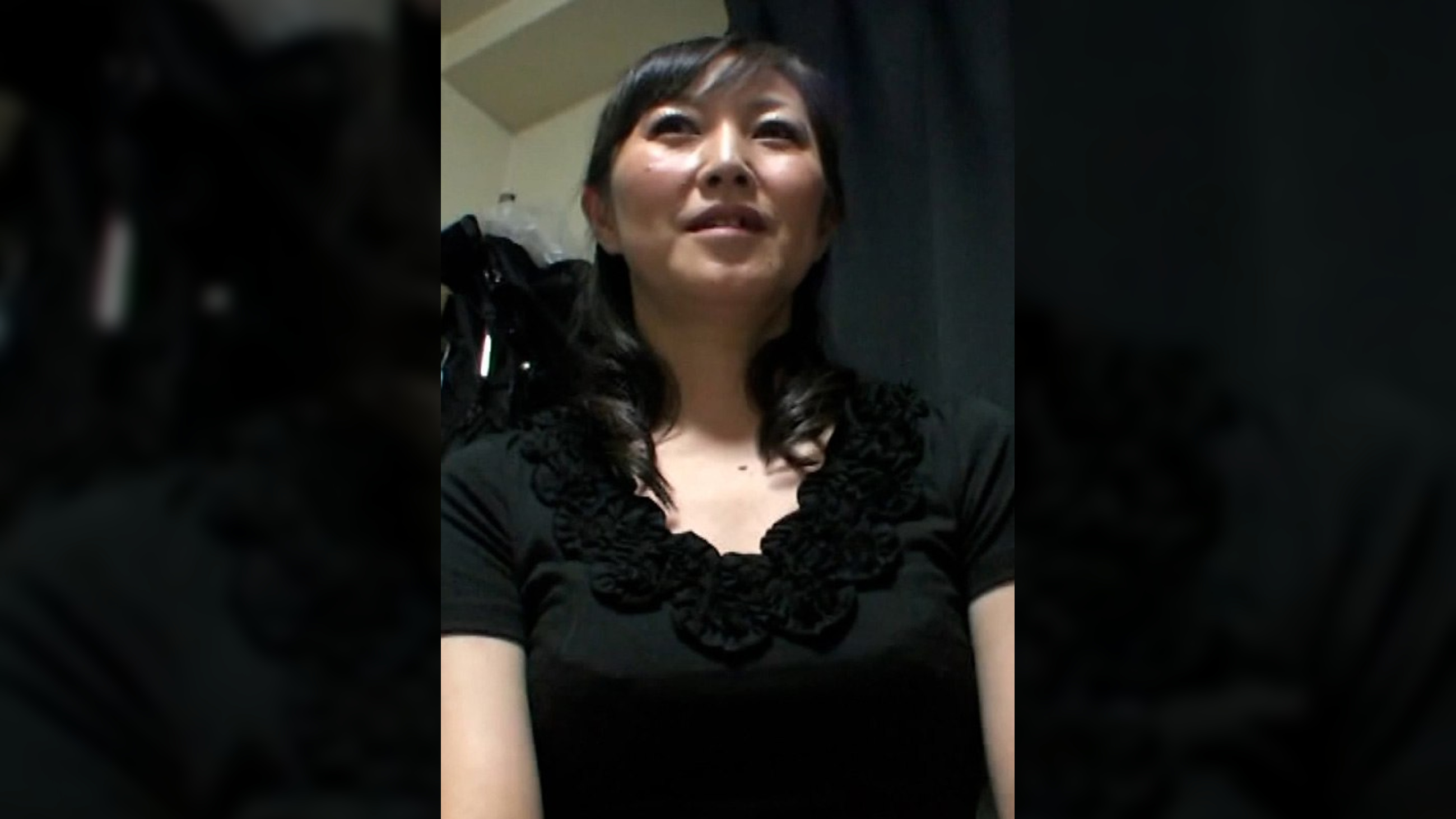 熟女が素人男性宅に突撃訪問！年の離れた男女の濃厚SEXに快感が止まらない！