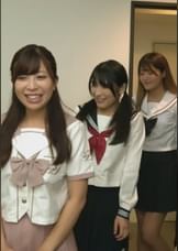 夜な夜な行われる乱行パーティー！３人の女とイチャイチャ楽しむ中年オヤジ！