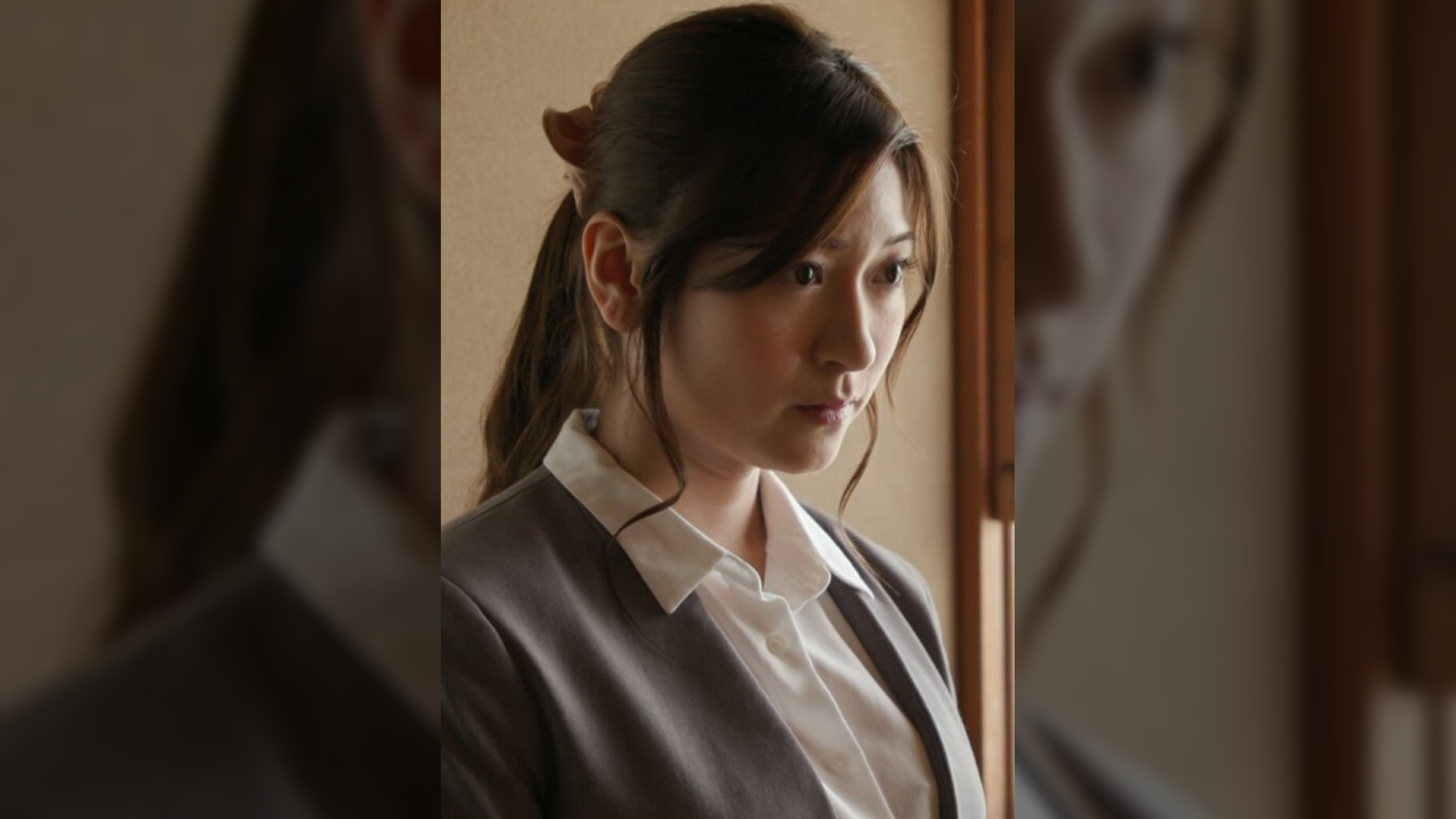 アブノーマルな甘美な快楽に堕ちていく大手出版社の人妻契約社員!M気質開花の変態イキ狂い!