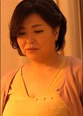 めっきり性欲が落ちた夫に欲求不満が募る熟母は…我慢できず長男の肉棒にしゃぶりつく快楽に溺れた家庭内肉欲愛！
