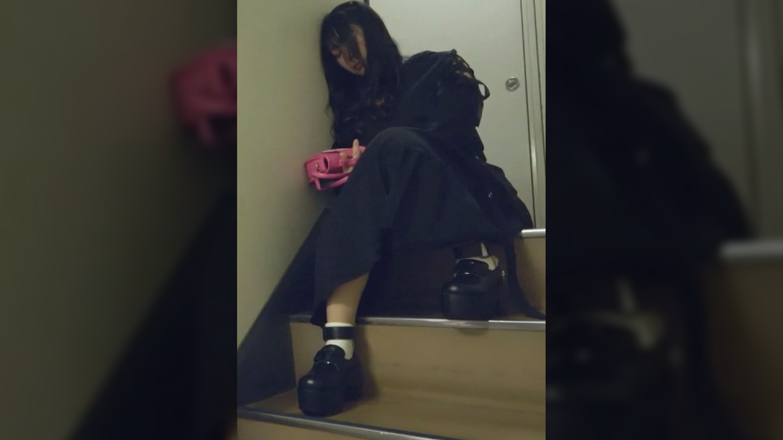 新宿歌舞伎町の闇！汚される黒髪ロングの巨乳ちゃん！