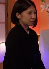 亡くなった夫の義理の童貞倅の筆おろし！遺影の前でイキまくる美しき未亡人の変態SEX！