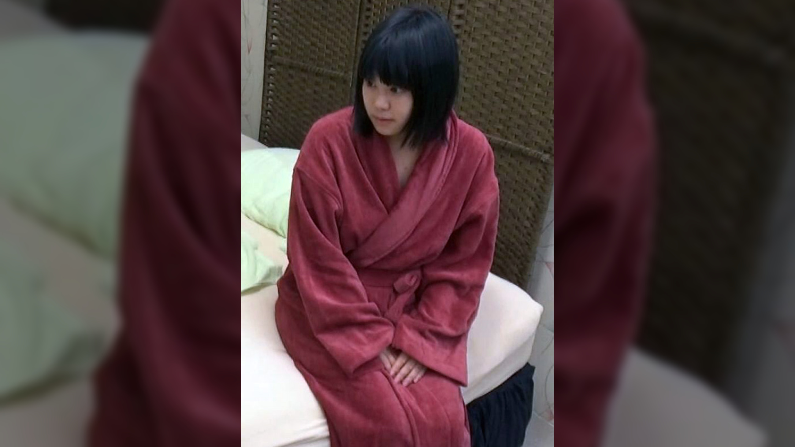 ショートヘアーで完全無欠の地味娘、人生初のエクスタシー体験