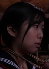 古びた屋根裏で麻縄の甘美なアブノーマルな快楽に堕ちて行く可憐な乙女遊戯！