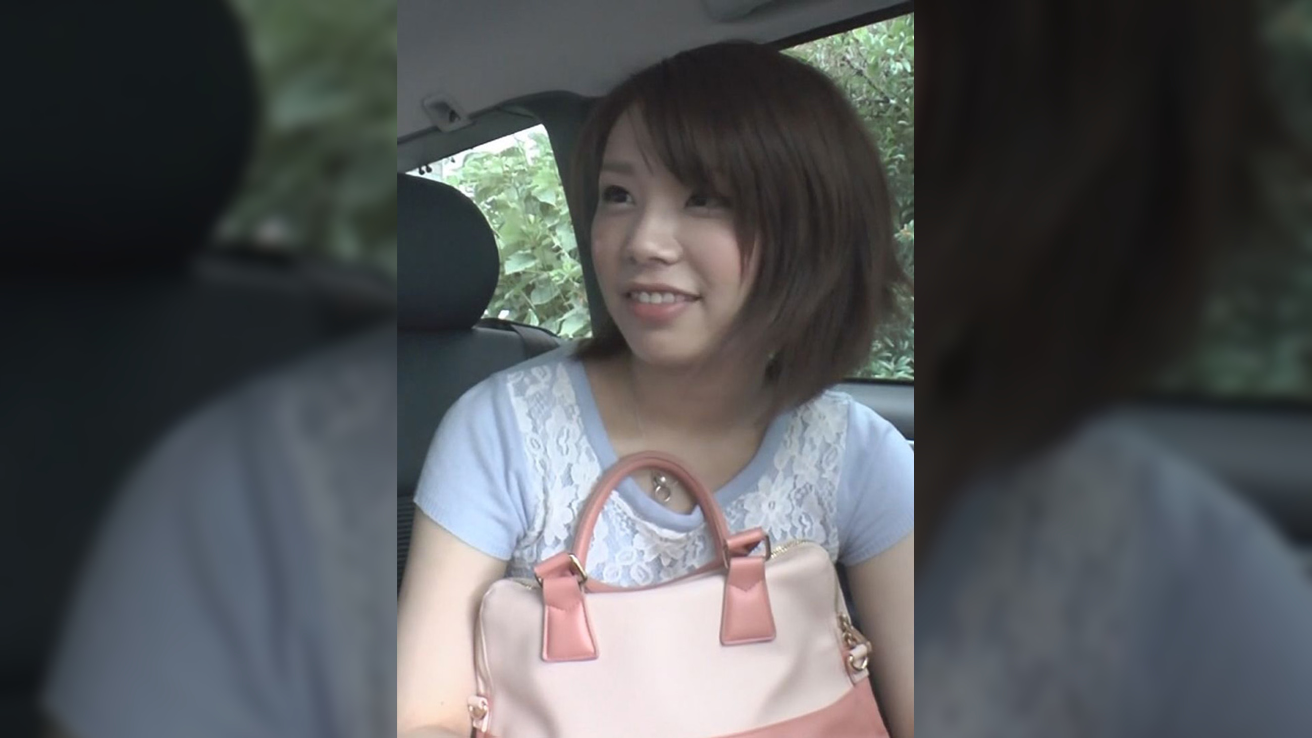 【激シコネタモザイク】23歳、実は人妻さん。デキちゃった婚で今二人目の妊活中。「完全にいけないことしてます」と言いつつ湿り気多めの糸引き性器さん