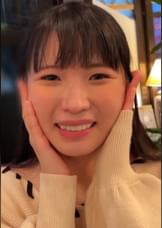 天然無垢なあどけなさが残る清純系美形娘と個撮テイでラブホにイン。まさかのTバックにやる気満々ハメ撮りSEX！