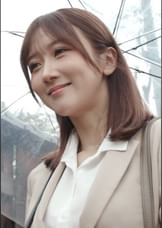 観光協会の職員として働く美熟女が旅館の主人との甘美な快楽に自らのＭ気質を開花させ従順な牝と化す変態SEX