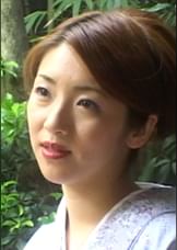 女盛りの料亭の女将、一度の過ちから官能のループが始まる…。昭和初期を舞台に繰り広げるエロドラマ！