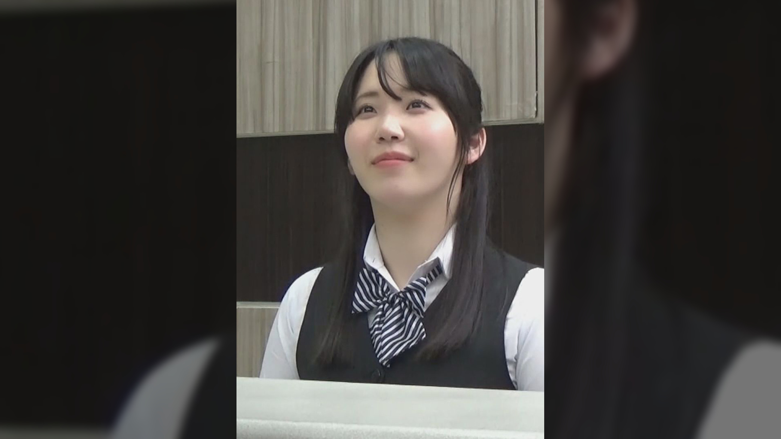 某有名企業中出し受付デスク　黒髪清楚な美人受付嬢