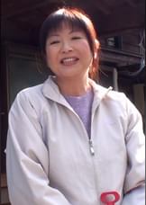 AV撮影の募集に応募してきた田舎暮らしの熟女。男優を部屋に招き入れるなりエロく求めて来る欲求不満熟女の本能丸出しSEX！