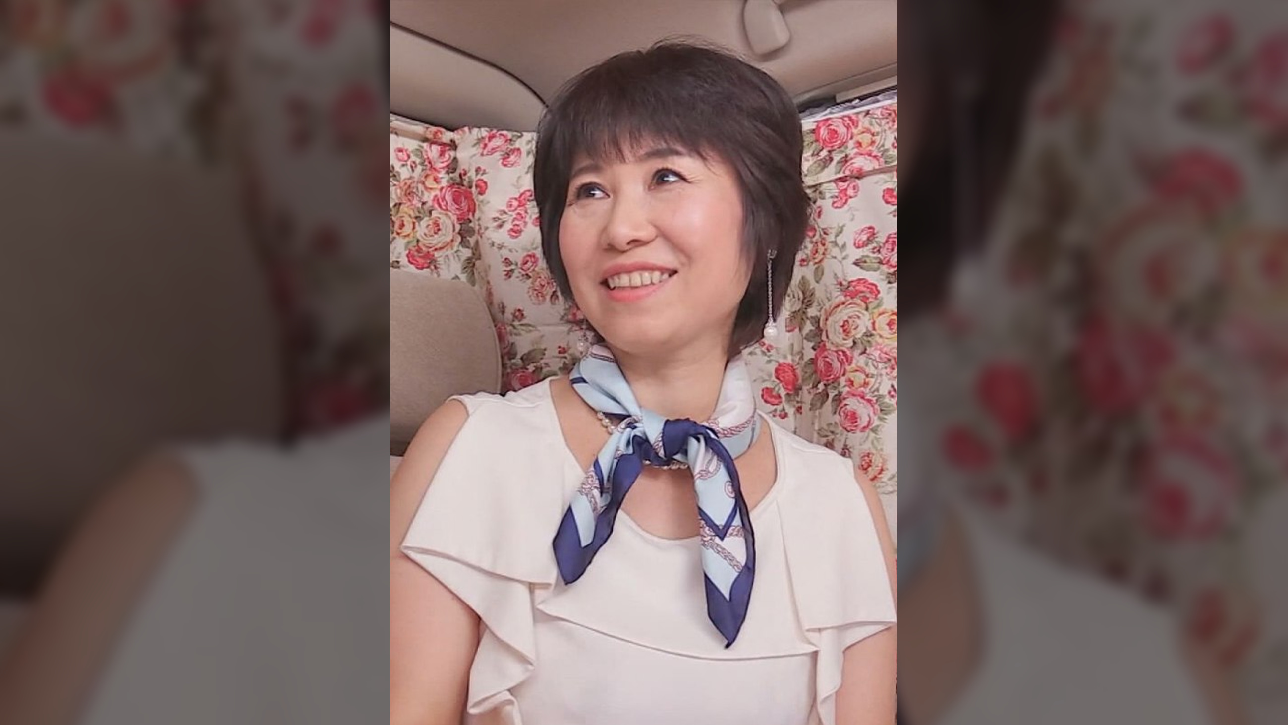 孫がいるのに感じちゃう!20年ぶりのセックスに歓喜の中出し!