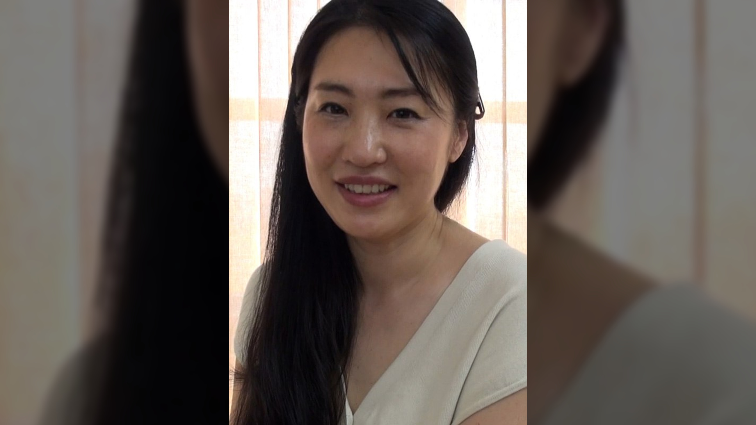 清楚な雰囲気とは裏腹に性的好奇心旺盛のいやらしい五十路熟女の念願の初AVSEX！