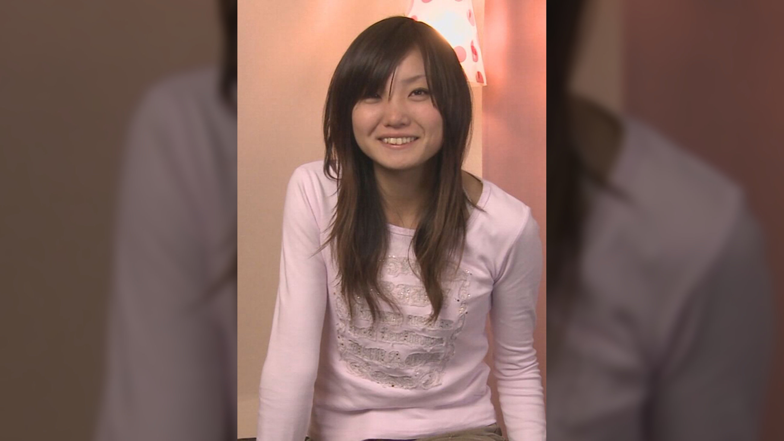 小顔でスレンダー！まだ渋谷の街を遊び歩いていそうな顔の若妻さん！旦那の浮気に耐え切れずリベンジでＡＶ出演！