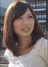 温泉ナンパ!八重歯のかわいいスレンダー美人と露天風呂でSEX!