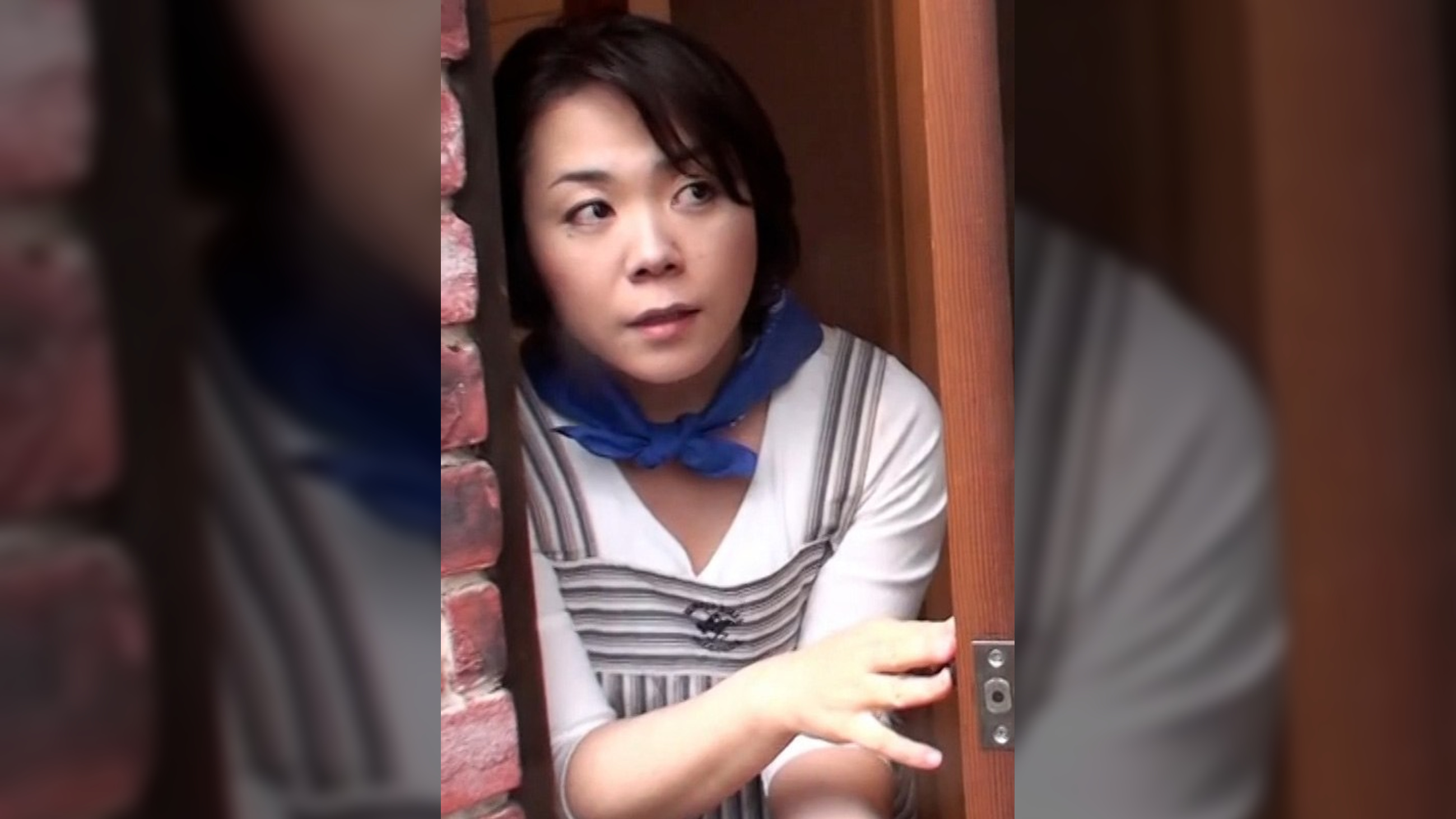 田舎暮らしに憧れ移住して3年。ご主人とは別居生活。人恋しさからAVメーカーに応募してきた美熟女さんとカメラの前でうれし恥ずかし中出しSEX！