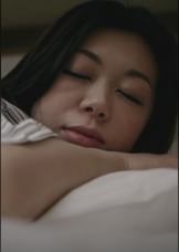 隠しカメラは見た!温泉宿のエッチなマッサージ!自分で入れちゃう欲求不満妻